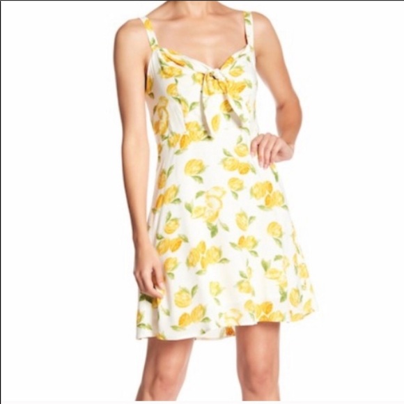 Socialite Dresses & Skirts - Socialite Lemon Dress